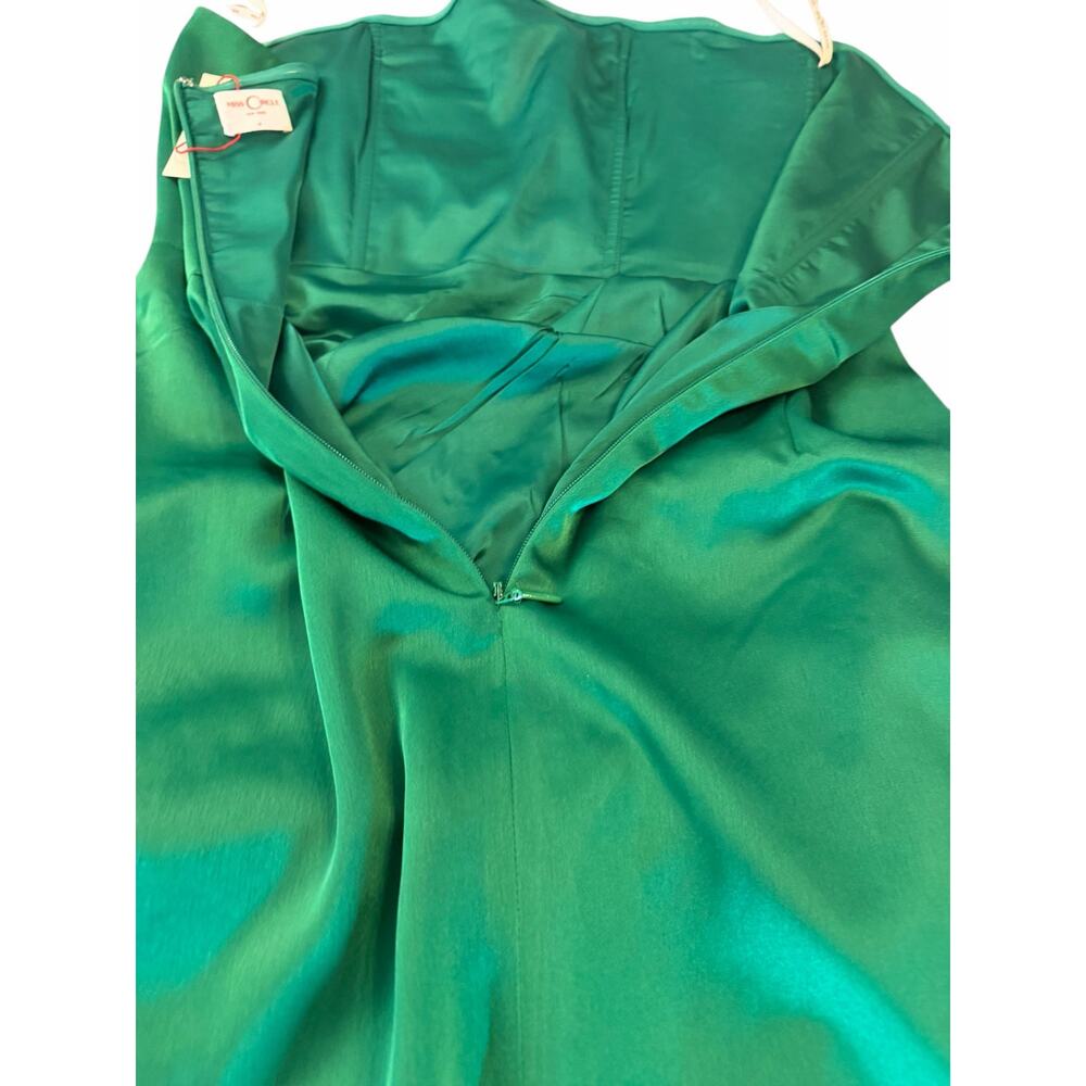 NWT Perrin Emerald Green Feather Miss Circle New York Gown - Size M - Picture 9 of 15